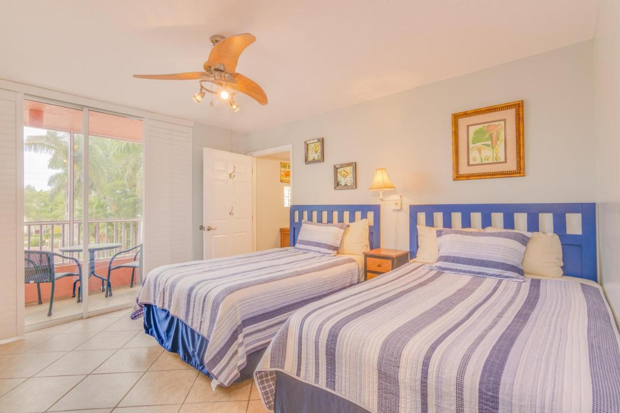 Casa Playa Condos Fort Myers Beach Exterior photo